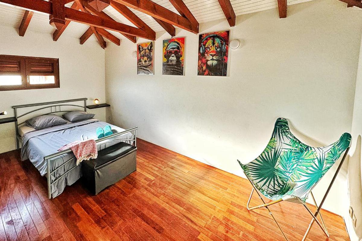 9 Location villa avec piscine sainte luce martinique-chambre 3